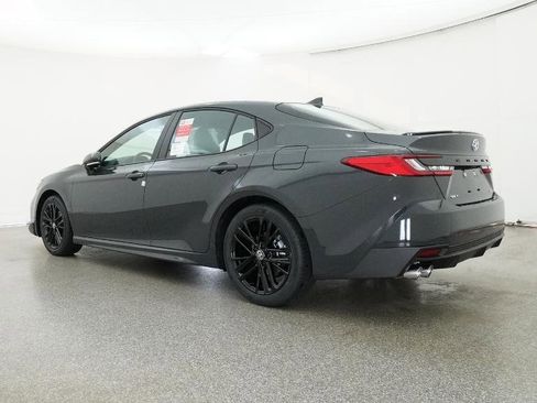New 2026 Toyota Camry SE FWD image 5