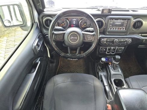 Used 2019 Jeep Wrangler Unlimited Sport S AWD/4WD image 24