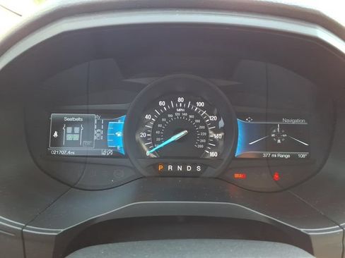 Used 2023 Ford Edge Titanium AWD/4WD image 16