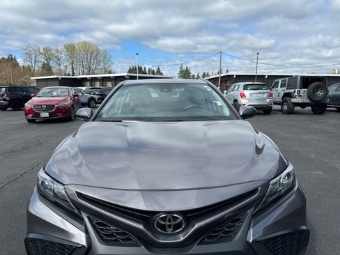 Used 2024 Toyota Camry SE w/ Cold Weather Package AWD/4WD image 24