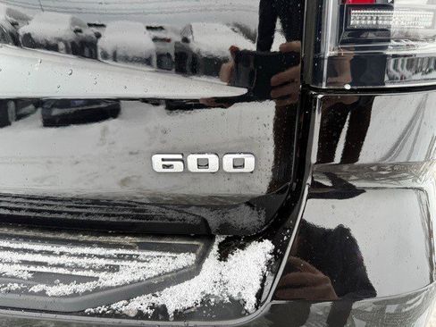 Certified 2025 Cadillac Escalade Premium Luxury image 10