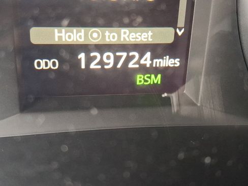 Used 2019 Toyota Highlander XLE AWD/4WD image 20