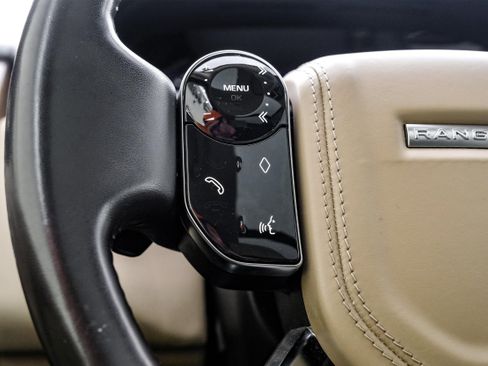 Used 2019 Land Rover Range Rover image 16