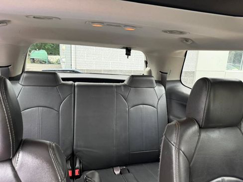 Used 2016 GMC Acadia SLT w/ Open Road Package image 10