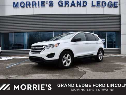 Used 2016 Ford Edge SE image 1