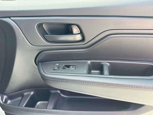 Used 2025 Honda Odyssey Sport-L image 19