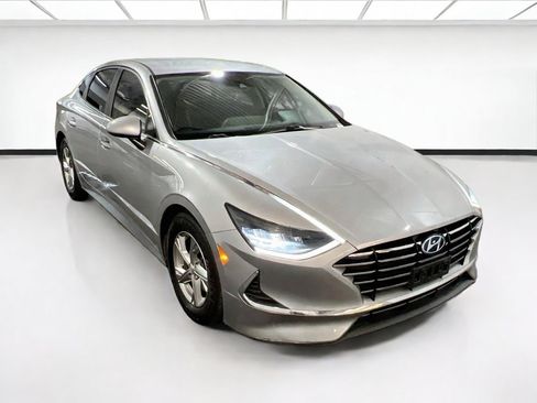 Used 2021 Hyundai Sonata SE FWD image 3