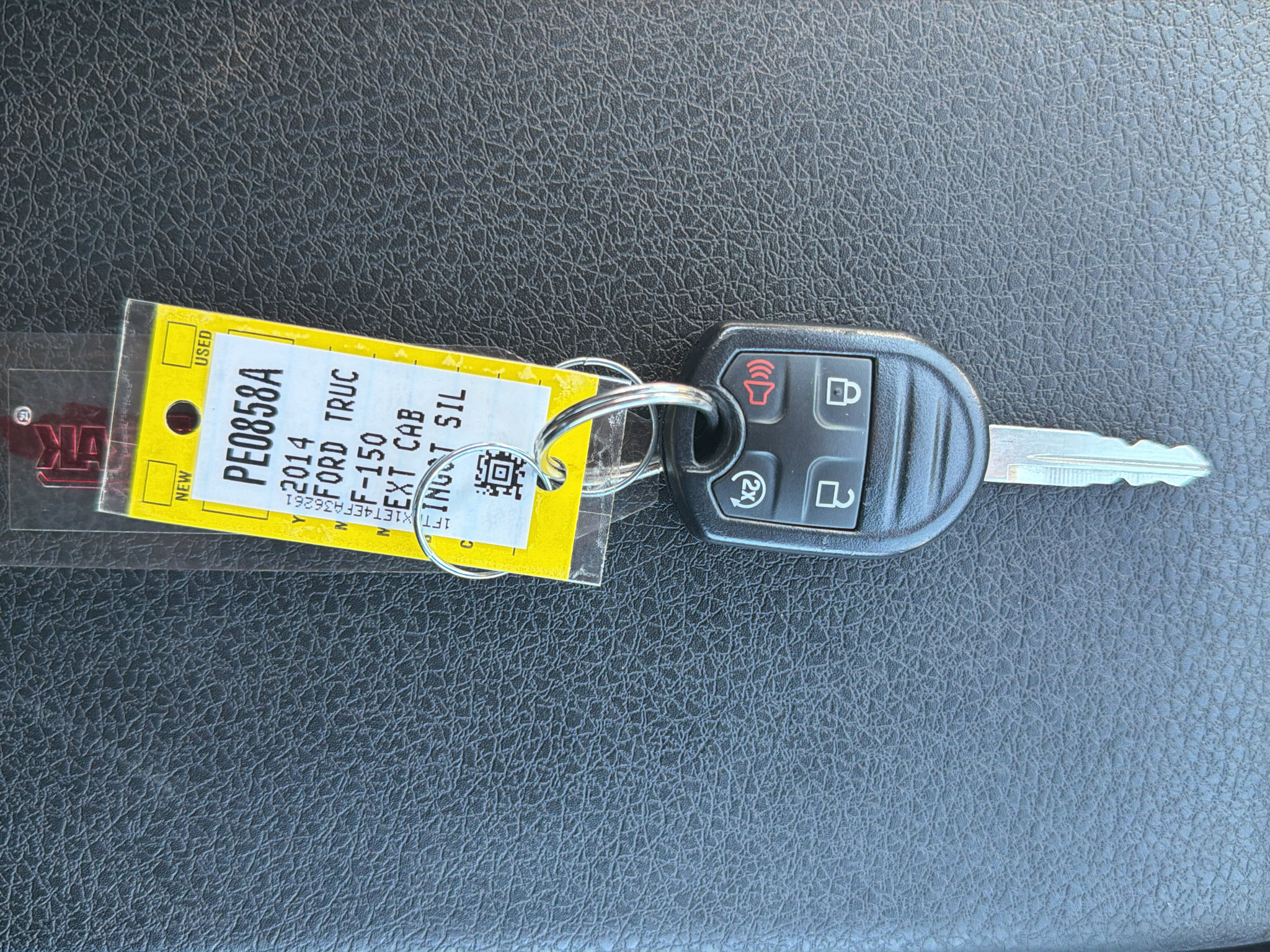 Used 2014 Ford F150 FX4 w/ Equipment Group 402A Luxury AWD/4WD image 15