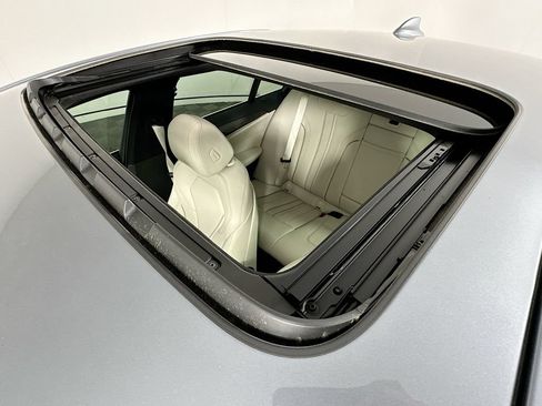 Used 2019 BMW 530i w/ Premium Package RWD image 22