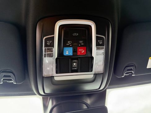 New 2026 RAM 2500 Laramie w/ Night Edition AWD/4WD image 28