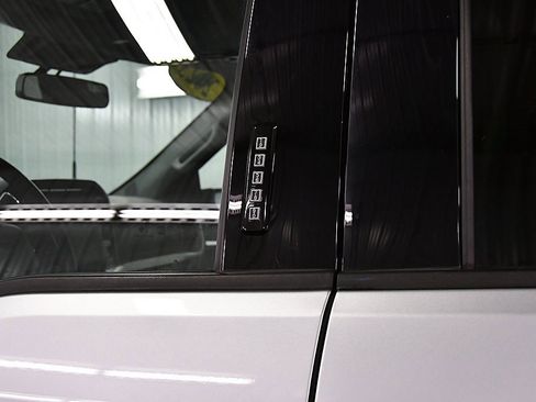 Used 2023 Ford F150 XLT w/ Equipment Group 302A High image 17