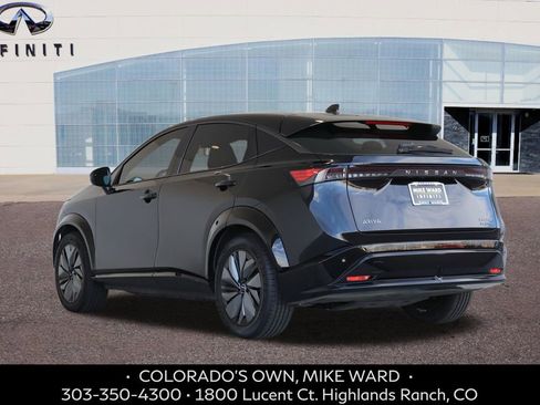 Used 2023 Nissan Ariya AWD image 3