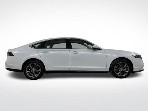 Used 2023 Honda Accord EX-L image 29