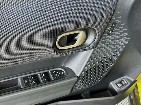 Certified 2025 MINI Cooper S FWD image 19