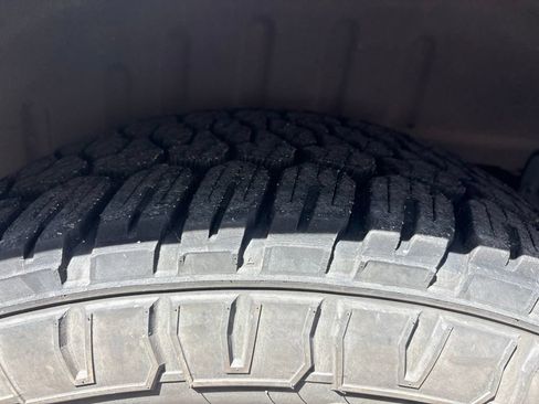 Used 2015 Ford Expedition XLT w/ Equipment Group 202A RWD image 7