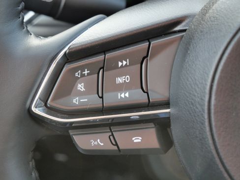 Used 2021 MAZDA CX-5 Touring image 33