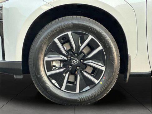 New 2026 Toyota bZ XLE image 31