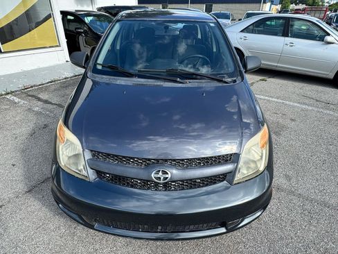 Used 2006 Scion xA FWD image 9