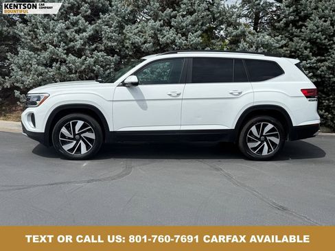 Used 2025 Volkswagen Atlas SE AWD/4WD image 4