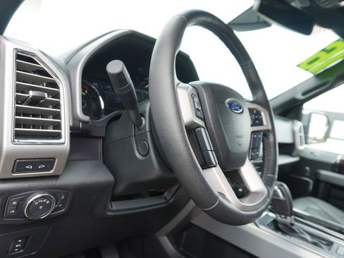 Certified 2020 Ford Edge Titanium FWD image 12