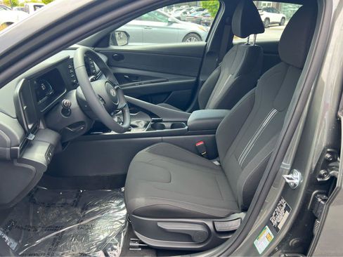 New 2026 Hyundai Elantra SEL Sport w/ Cargo Package FWD image 28