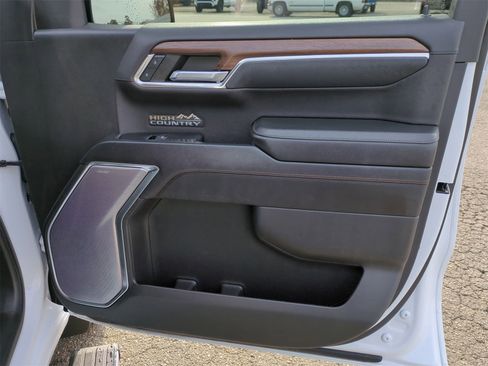 Certified 2023 Chevrolet Silverado 1500 High Country w/ High Country Premium Package image 28