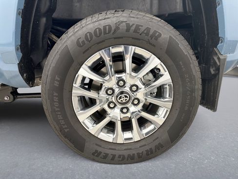 Used 2026 Toyota Tacoma Limited image 13