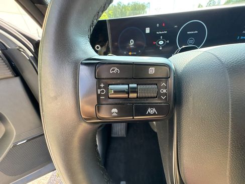 Used 2025 Hyundai Santa Fe Calligraphy AWD/4WD image 25