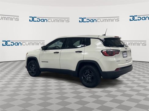 Used 2019 Jeep Compass Sport w/ Cold Weather Group image 8