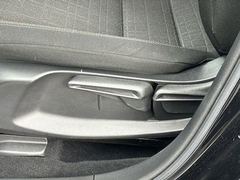 Used 2024 Honda HR-V LX image 28