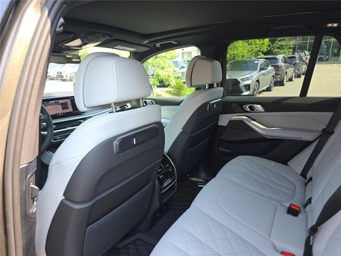 New 2026 BMW X5 xDrive50e AWD/4WD image 16
