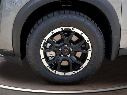 New 2026 Nissan Pathfinder Rock Creek w/ Rock Creek Premium Package AWD/4WD image 12