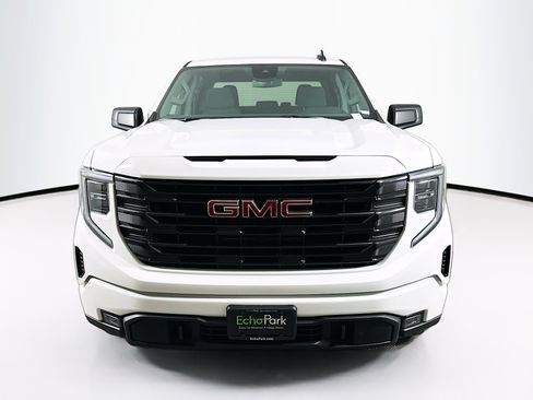 Used 2024 GMC Sierra 1500 Elevation image 2