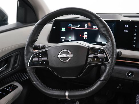 Used 2023 Nissan Ariya AWD image 19