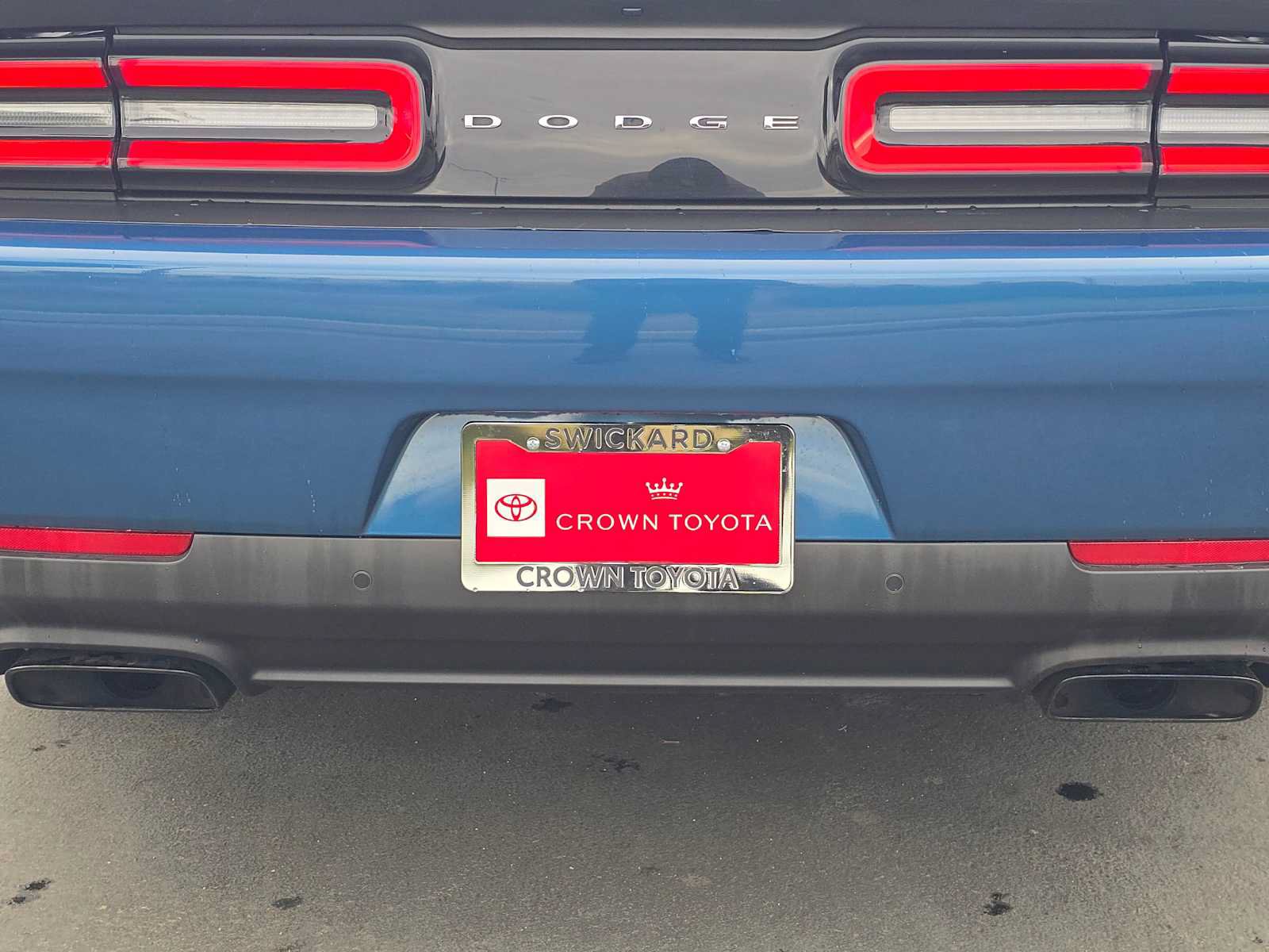 Used 2020 Dodge Challenger SRT Hellcat RWD image 14