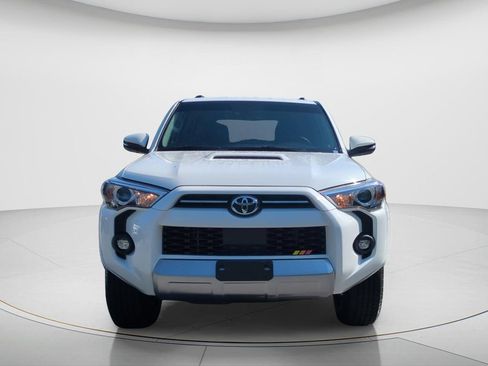 Used 2023 Toyota 4Runner TRD Off-Road Premium AWD/4WD image 8