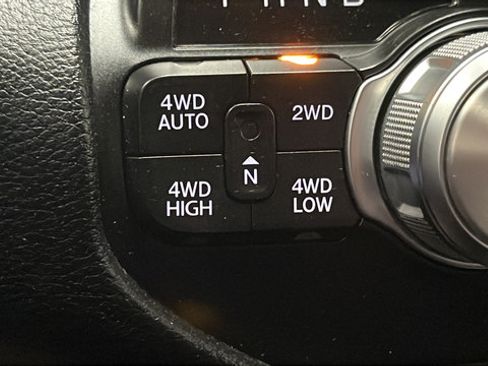 Used 2022 RAM 1500 Laramie AWD/4WD image 35