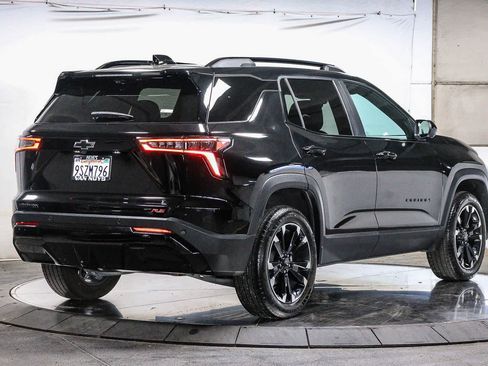 Used 2025 Chevrolet Equinox RS w/ Safety and Technology Package FWD image 4