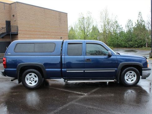 Used 2005 Chevrolet Silverado 1500 LS w/ Light Duty Power Package RWD image 5
