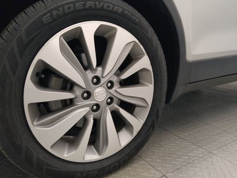 Used 2018 Buick Encore Preferred FWD image 31