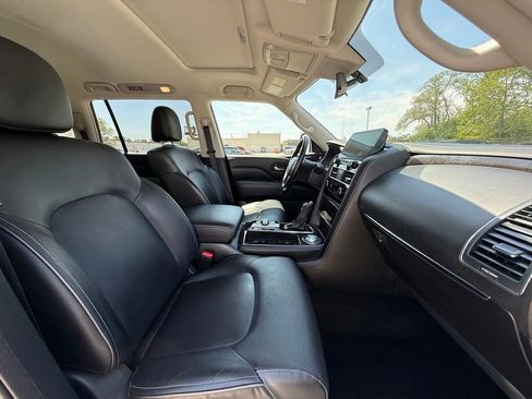 Used 2024 INFINITI QX80 Luxe RWD image 14
