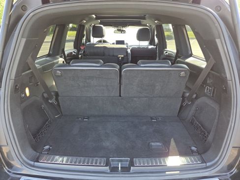 Used 2018 Mercedes-Benz GLS 450 4MATIC image 26
