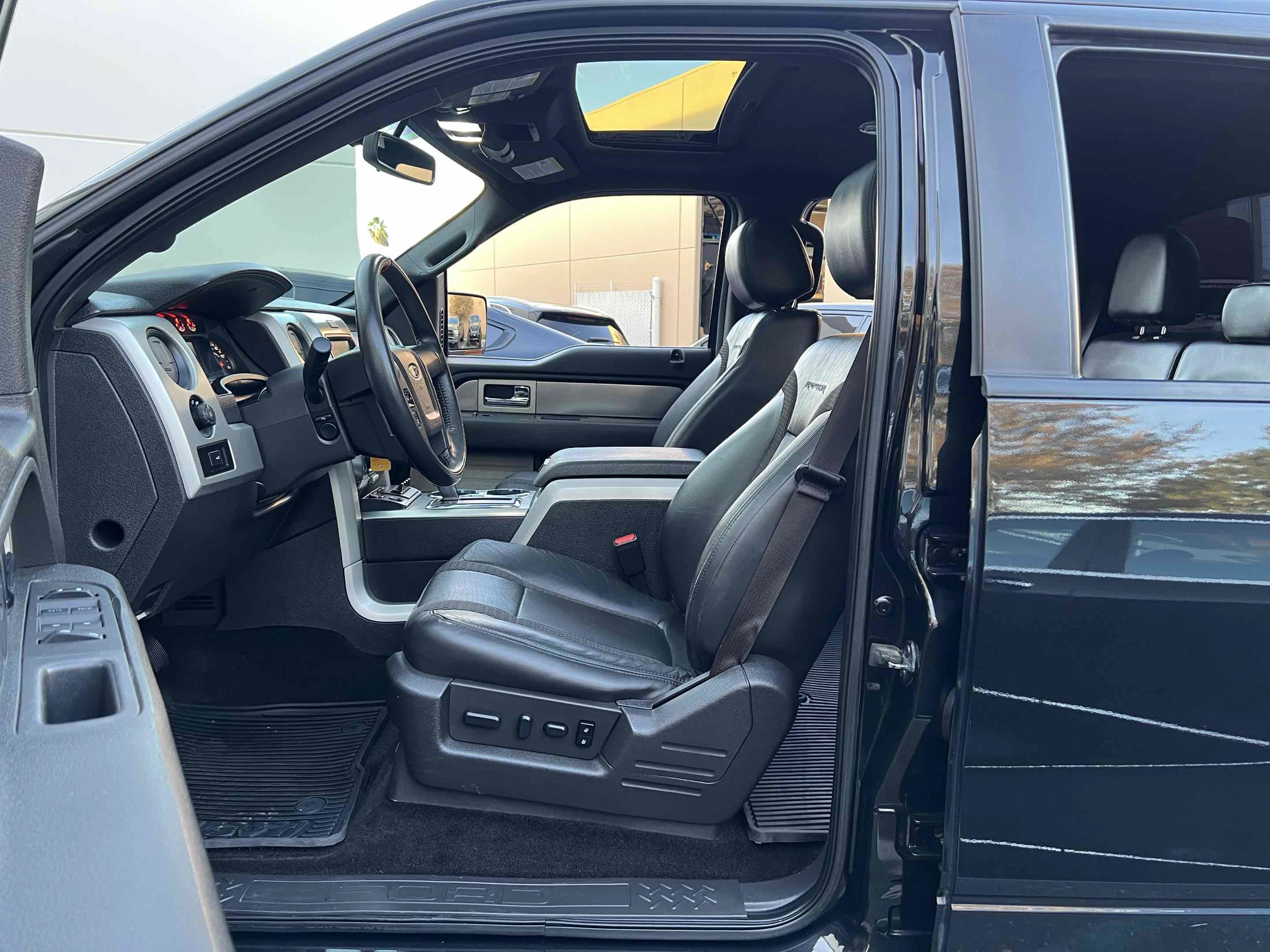Used 2014 Ford F150 Raptor w/ Equipment Group 801A Luxury AWD/4WD image 56