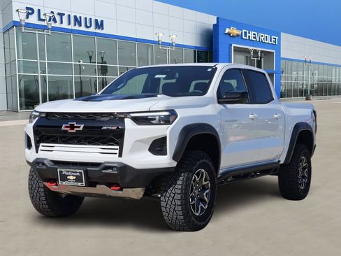 New 2026 Chevrolet Colorado ZR2 w/ Technology Package AWD/4WD image 2