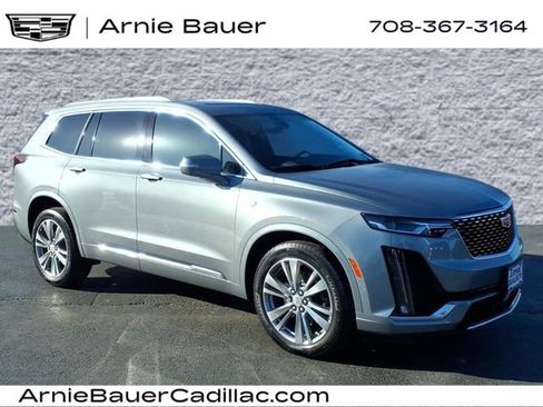 Used 2024 Cadillac XT6 Premium Luxury w/ Technology Package AWD/4WD image 1