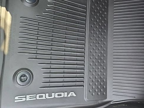 Used 2024 Toyota Sequoia Limited AWD/4WD image 29