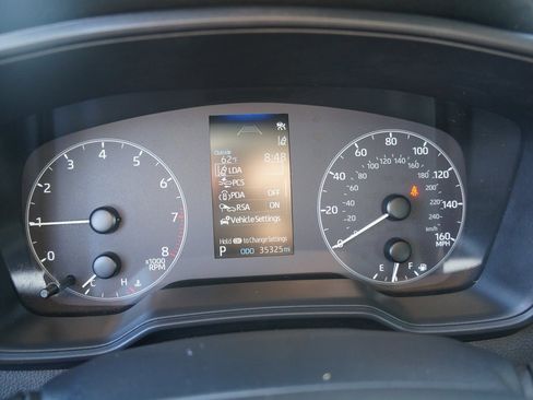 Used 2024 Toyota Corolla LE image 17