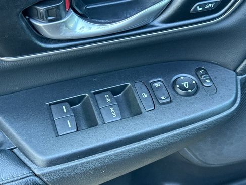 Used 2018 Honda CR-V EX-L image 13
