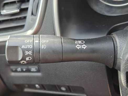 Used 2023 Nissan Murano SV image 31