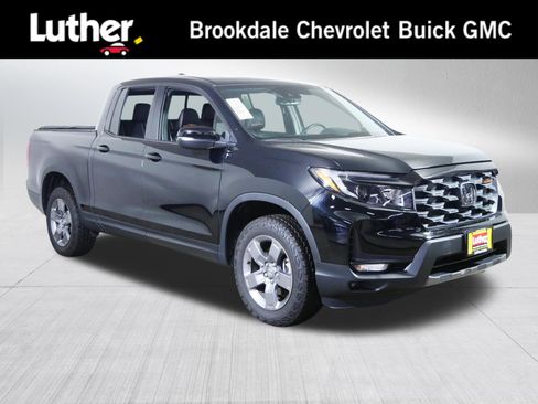 Used 2025 Honda Ridgeline TrailSport image 1